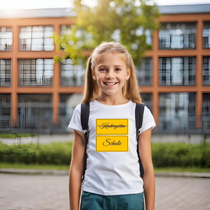 Kinder Heavy Cotton T-Shirt Schulkind Kindergarten - Schule